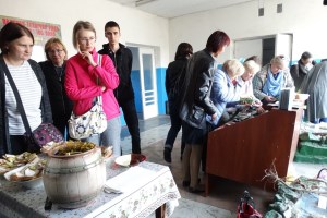 Грецький Ніжин і героїчні Крути: дегустація ніжинських огірків